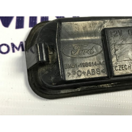 Кнопка открытия багажника Ford Focus 3 BM5119B514AD